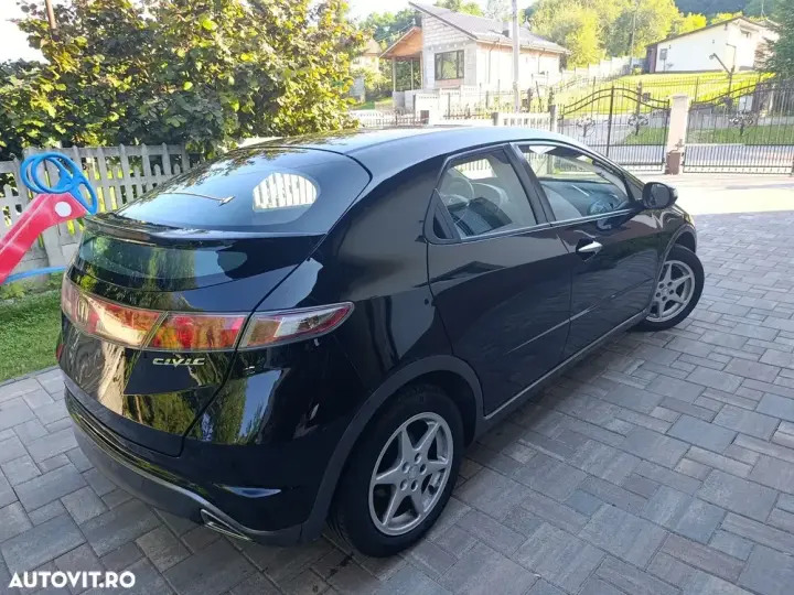 Honda Civic VIII 1.4 SOHC i-VTEC MT Comfort