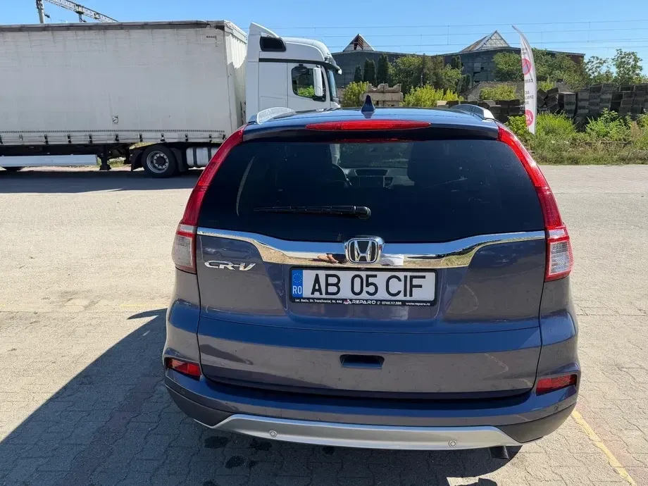 Honda CR-V 1.6i DTEC 4WD Automatik Lifestyle Plus — imagine 4