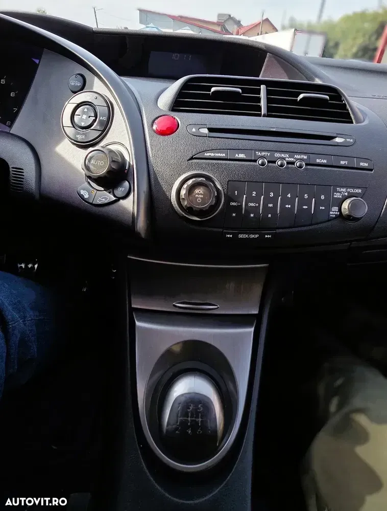 Honda Civic VIII 1.4 i-VTEC — imagine 3