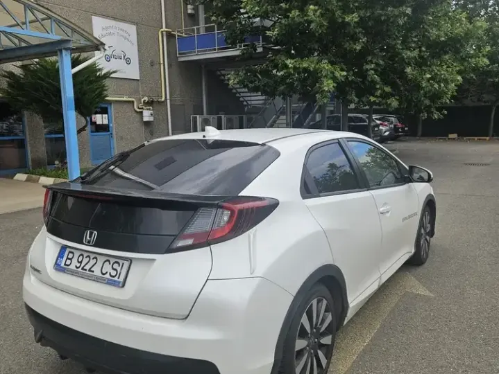 Honda Civic 1.6 i-DTEC MT Elegance