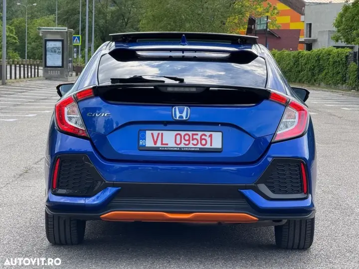 Honda Civic X 1.6 i-DTEC 9AT Executive