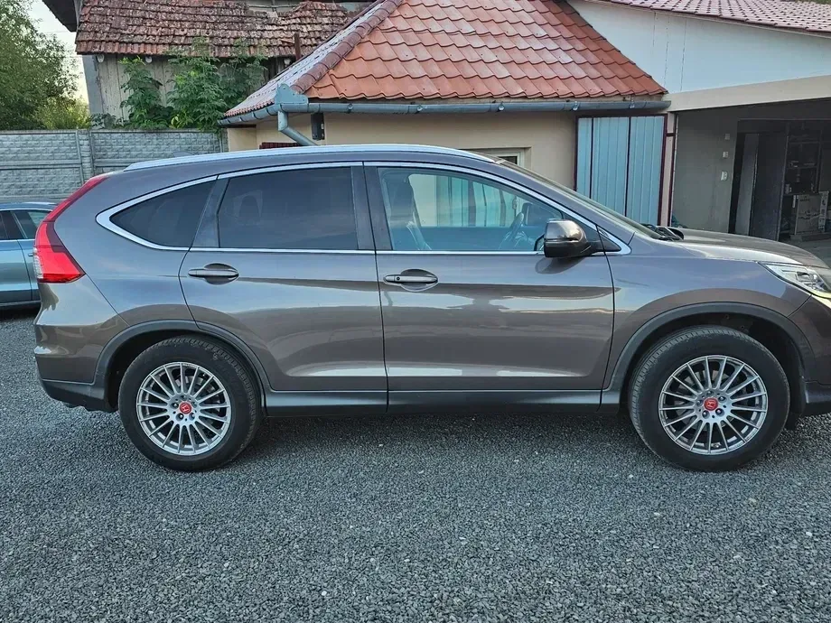 Honda CR-V 1.6 A/T 4WD Sensing Executive — imagine 2