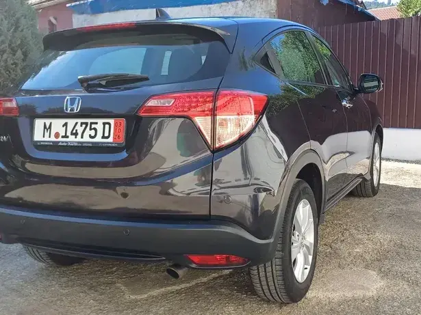 Honda HR-V 1.5 i-VTEC M/T Elegance