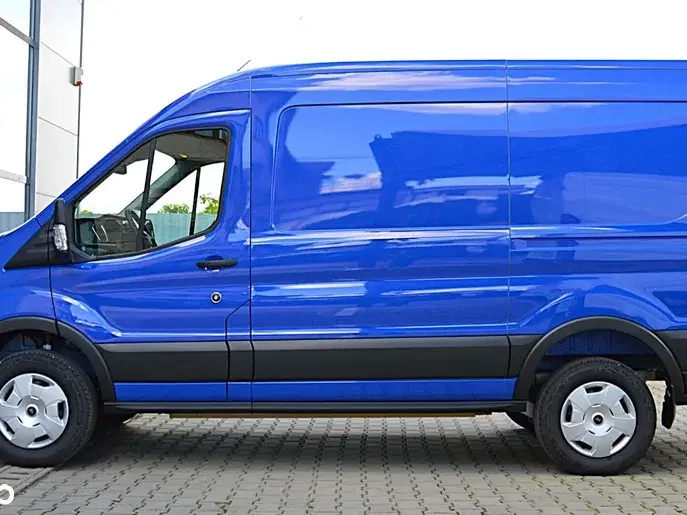 Ford E-TRANSIT L2H2 3500KG N1