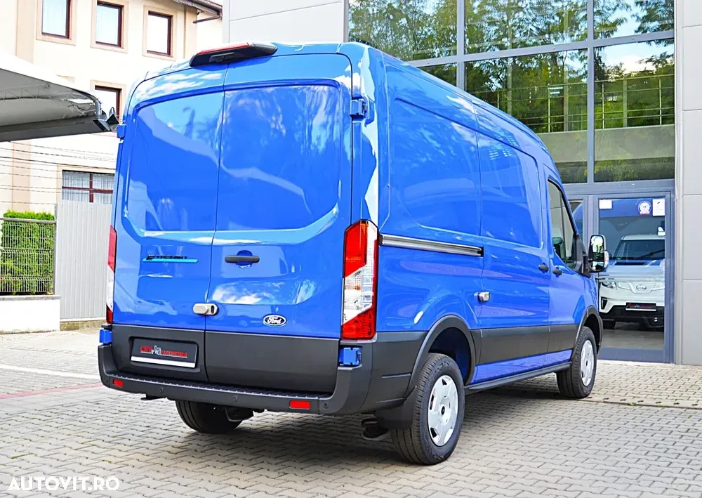 Ford E-TRANSIT L2H2 3500KG N1 — imagine 6