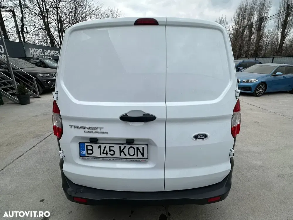 Ford Transit — imagine 6