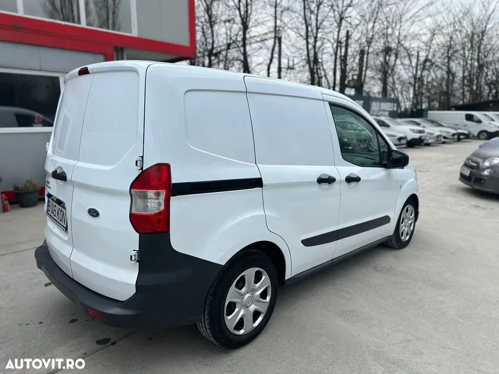 Ford Transit — imagine 5