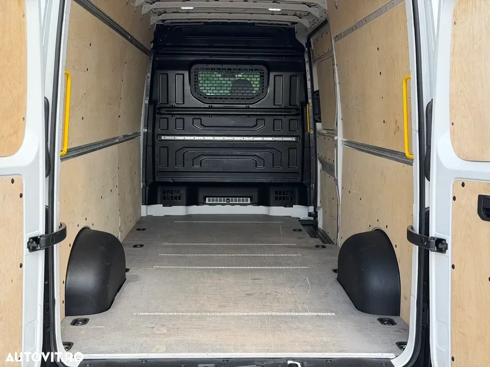 Volkswagen Crafter — imagine 5