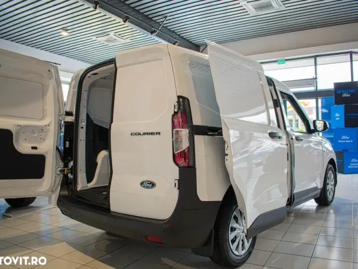 Ford Transit Courier