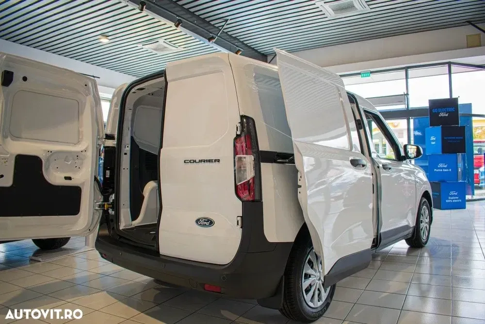 Ford Transit Courier — imagine 4