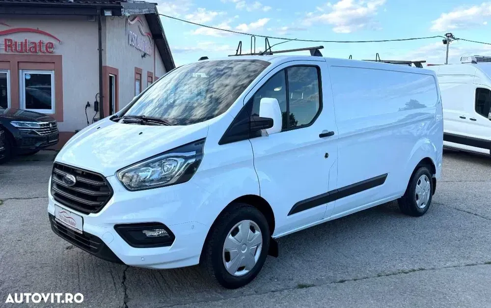 Ford TRANSIT CUSTOOM — imagine 4