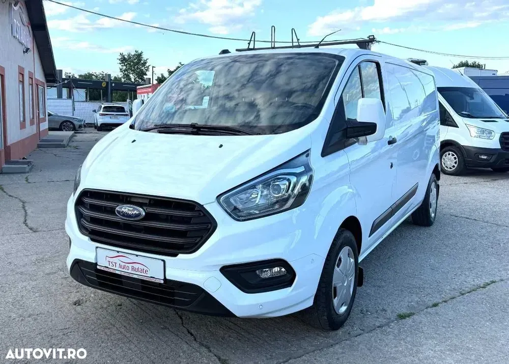 Ford TRANSIT CUSTOOM — imagine 2