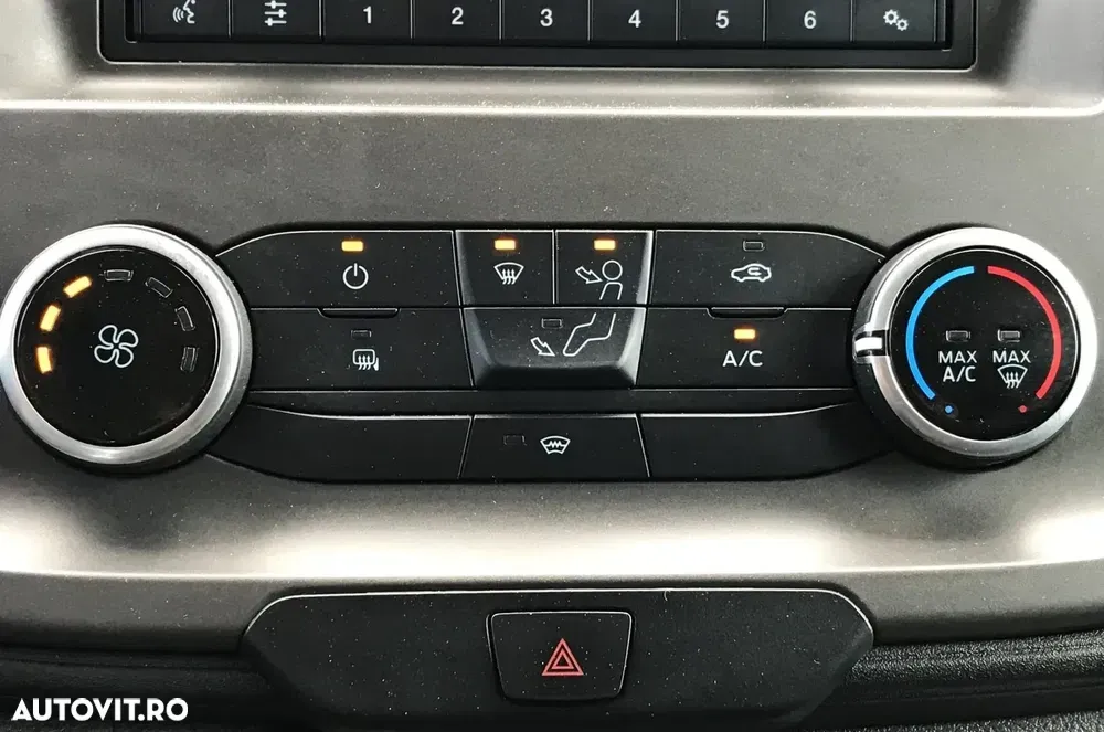 Ford Transit — imagine 6