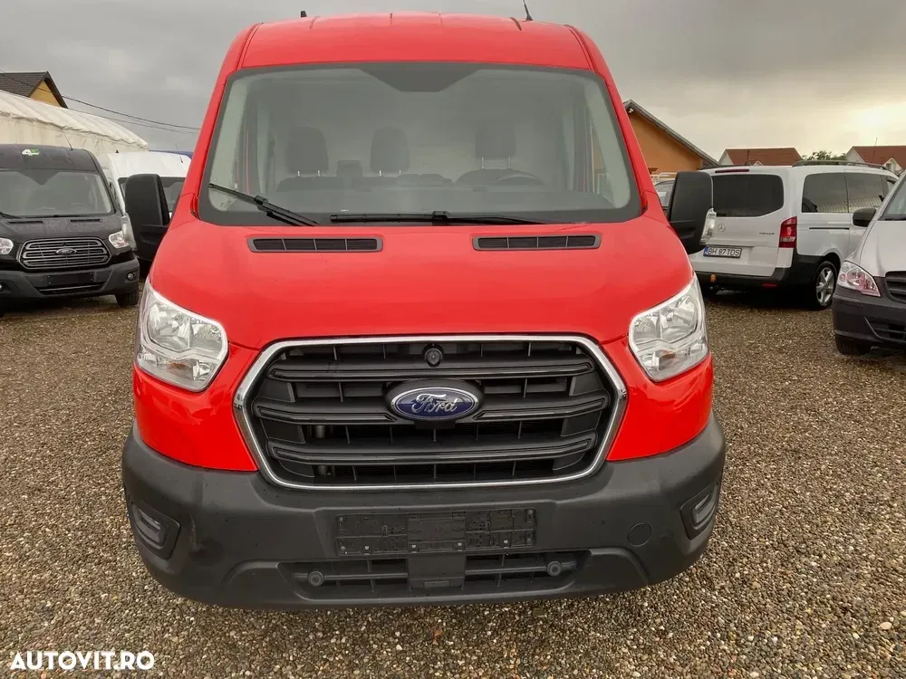 Ford Transit — imagine 6
