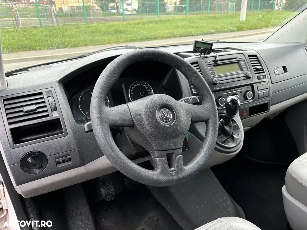 Volkswagen Transporter — imagine 5