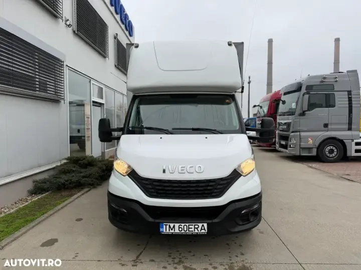Iveco IVECO Daily 35C16H3.0 cabina de dormit si prelata