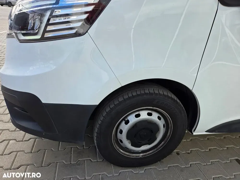 Renault Trafic L2H1 — imagine 4