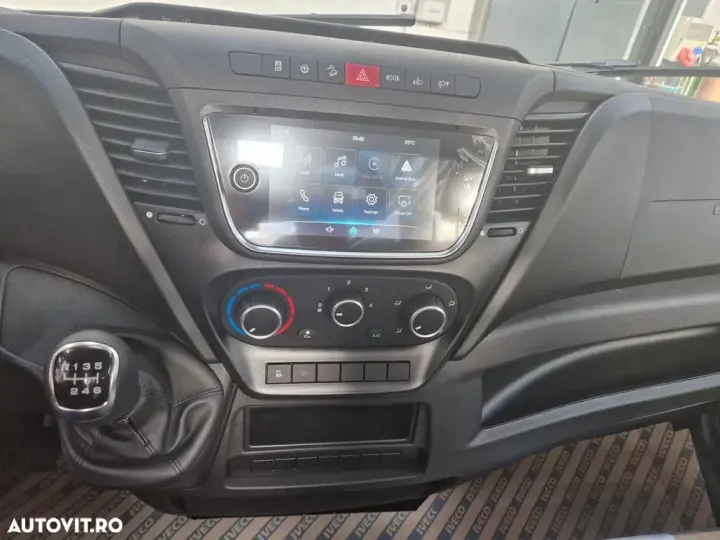 Iveco Daily BENA BASCULABILA TRILATERAL