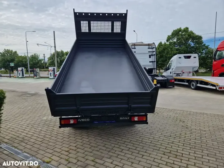 Iveco Daily BENA BASCULABILA TRILATERAL