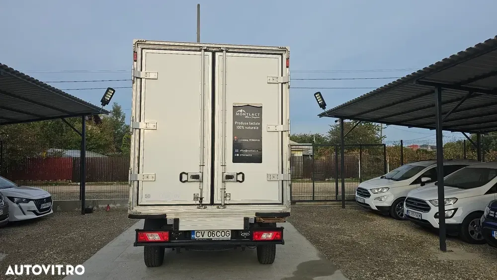 Ford Transit — imagine 4