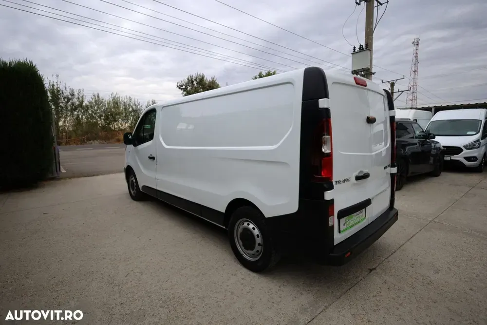 Renault Trafic L2H1 — imagine 4