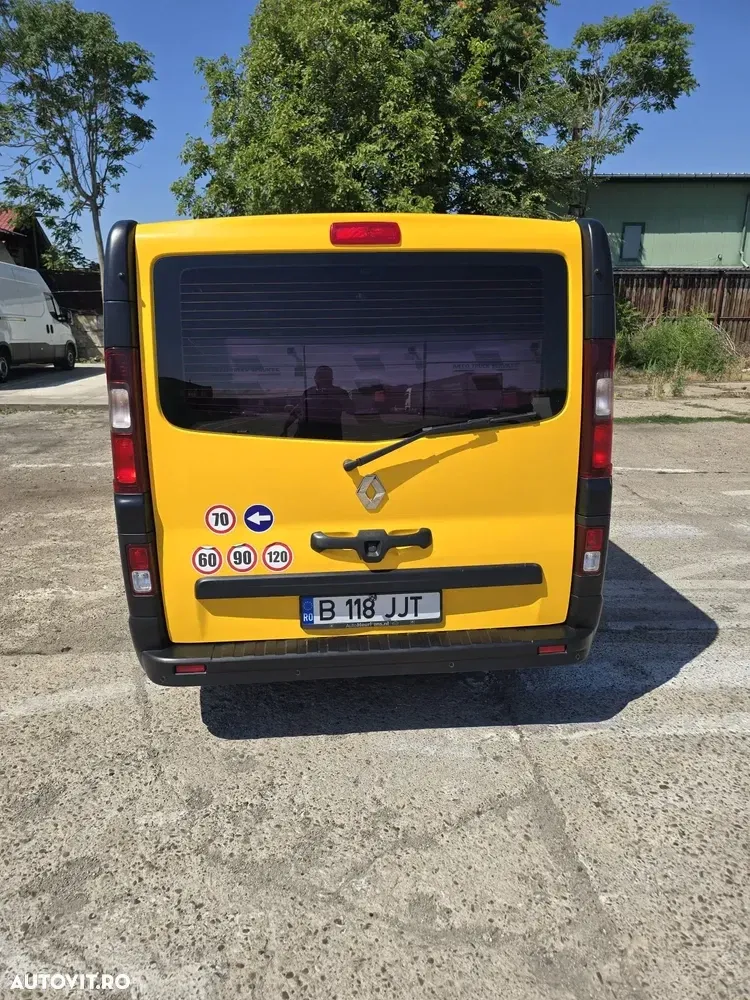 Renault TRAFIC — imagine 4