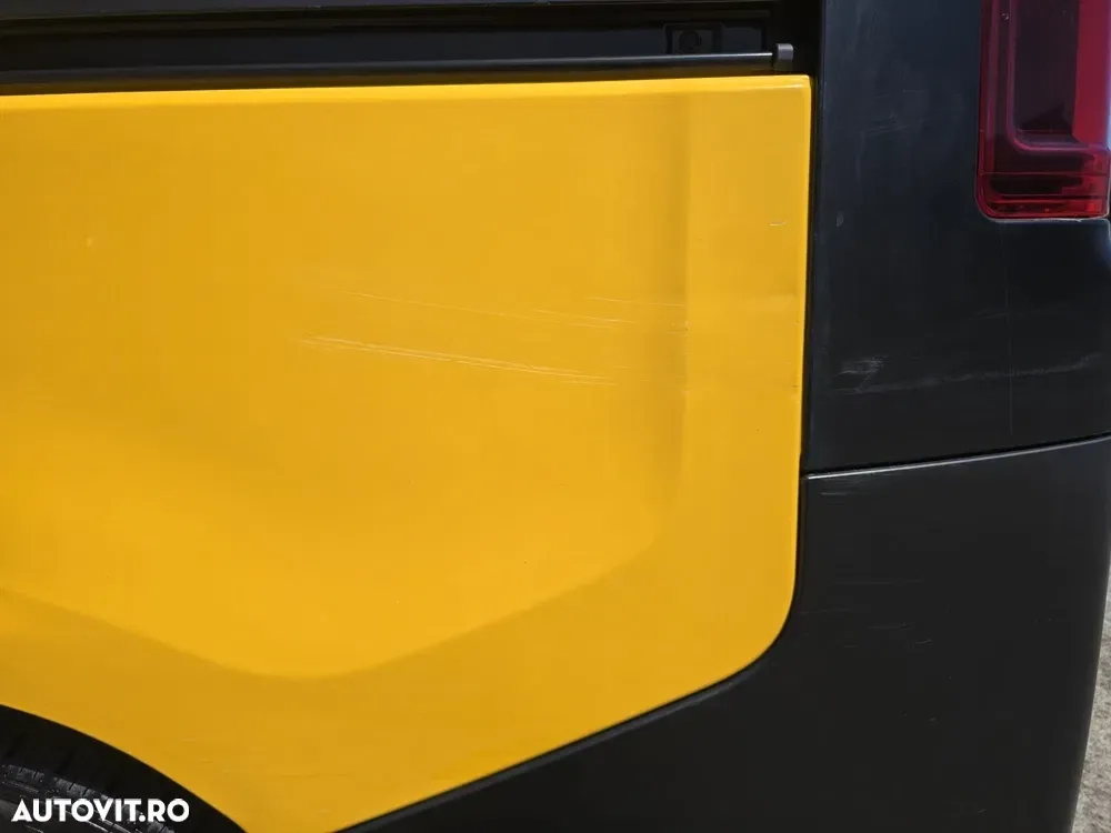 Renault TRAFIC — imagine 5