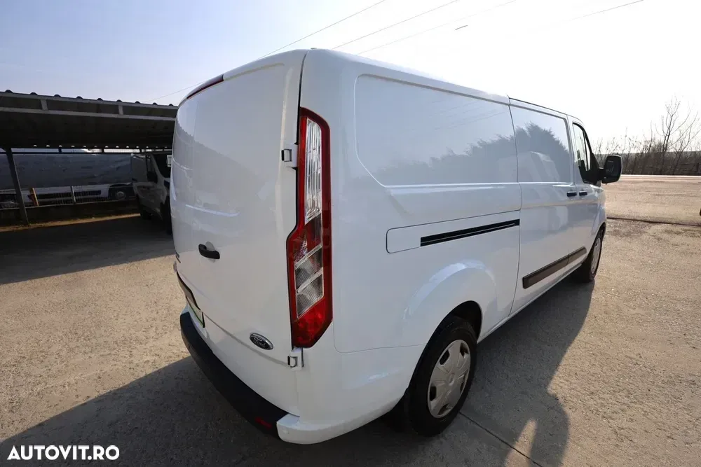 Ford Transit Custom L2H1 2.0 105CP — imagine 6