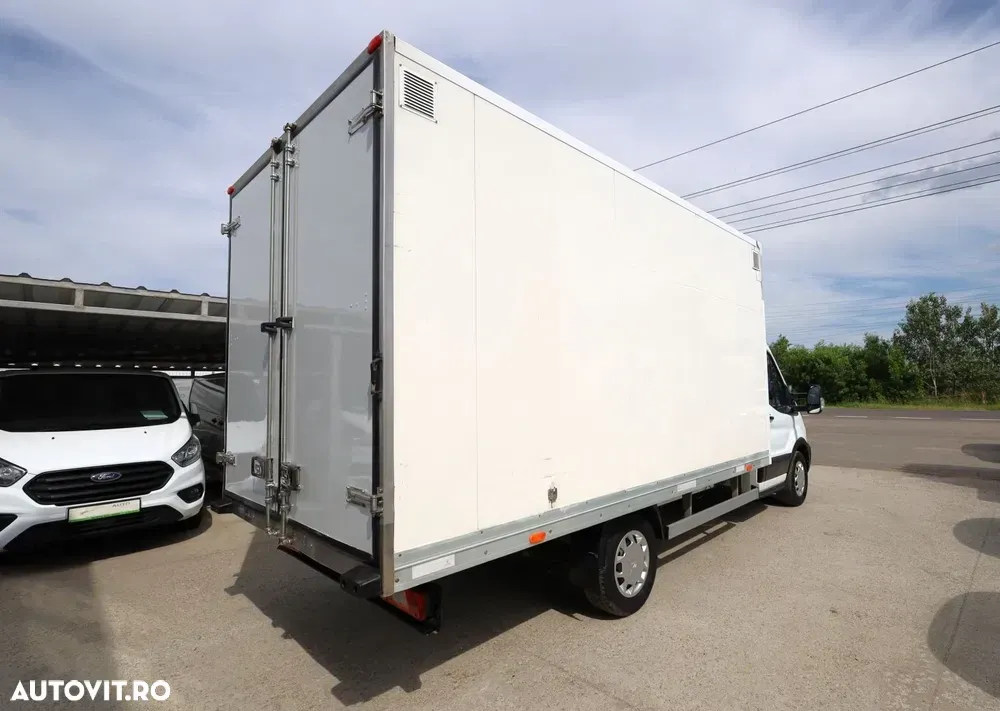 Ford Transit Koffer — imagine 6