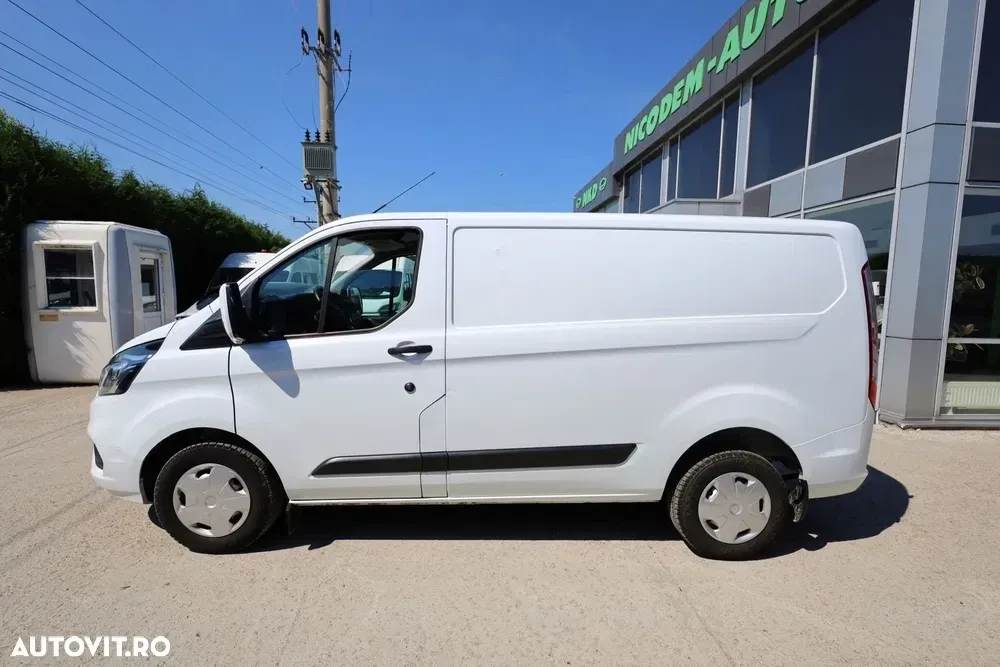 Ford Transit Custom L1H1 — imagine 3