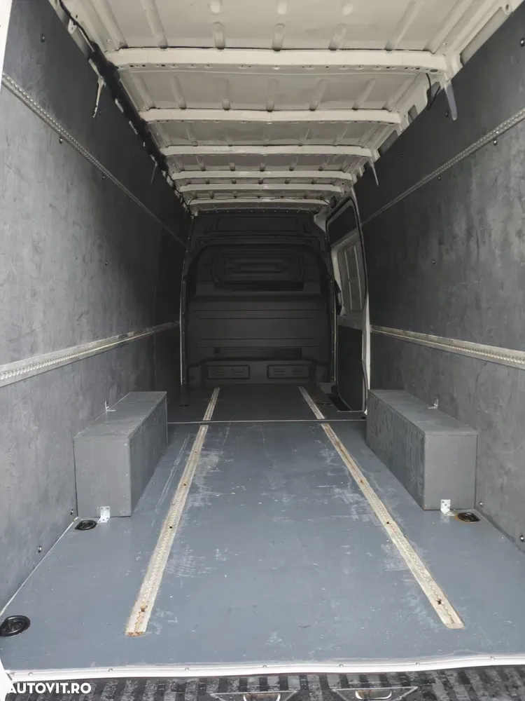 Volkswagen Crafter 2.0 TDI MAXI XXL An 2016 Climă Cârlig de remorcare — imagine 6