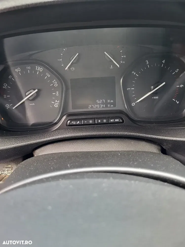 Opel VIVARO — imagine 3