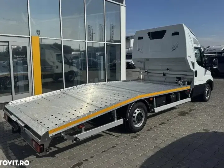 Iveco Daily35S18