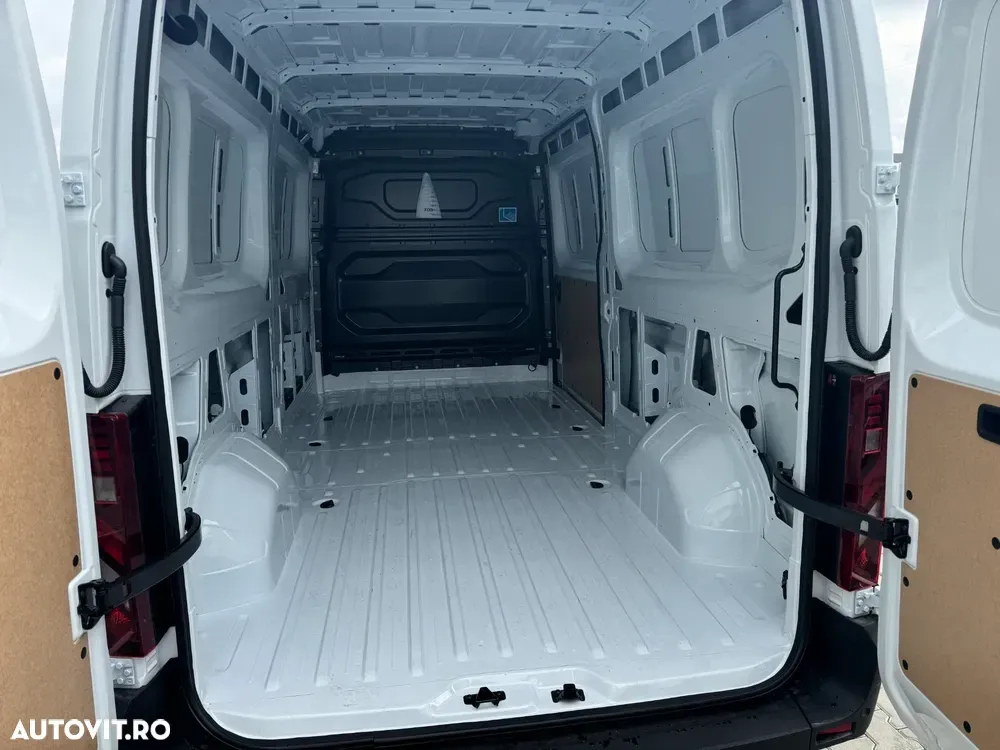 Renault Master Furgon L3H2 — imagine 6