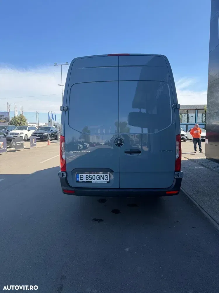 Mercedes-Benz Sprinter 319 CDI — imagine 4