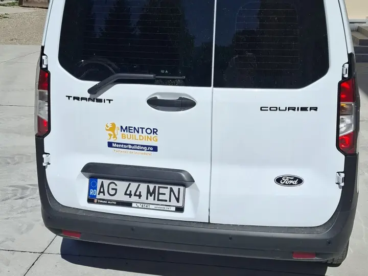 Ford Transit Courier