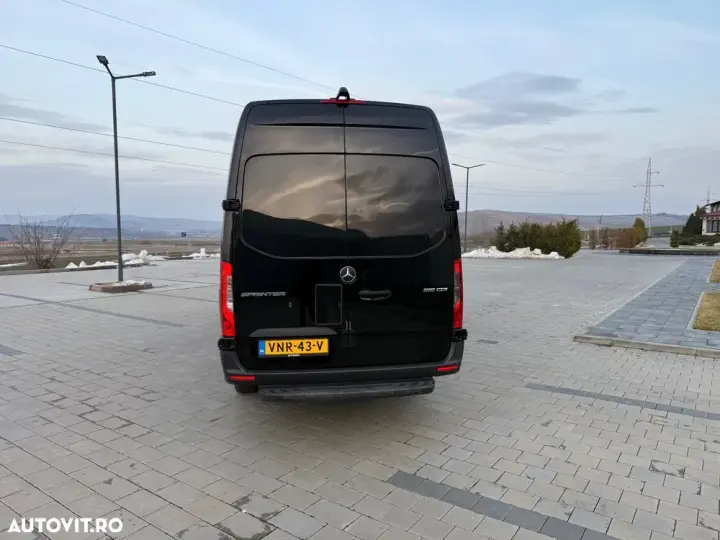 Mercedes-Benz Sprinter maxi