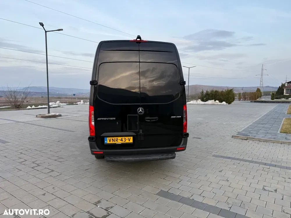 Mercedes-Benz Sprinter maxi — imagine 4
