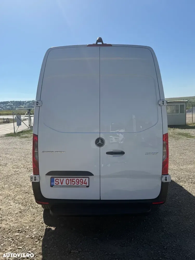 Mercedes-Benz Sprinter — imagine 4