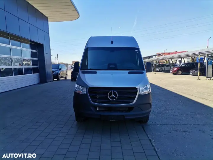 Mercedes-Benz Sprinter 317 CDI furgon lung PRO