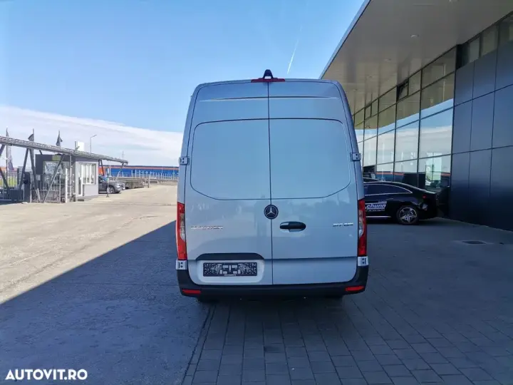 Mercedes-Benz Sprinter 317 CDI furgon lung PRO
