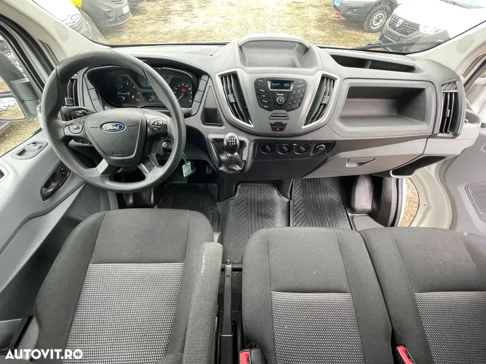 Ford Transit — imagine 6