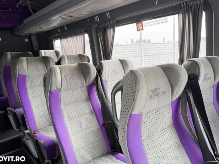 Mercedes-Benz Sprinter 516 CDI 21 locuri