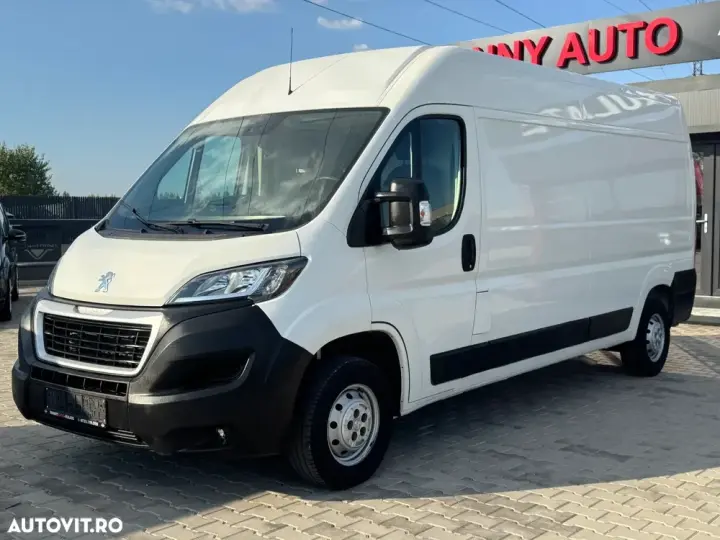 Peugeot Boxer L3H2 335 S&S Asphalt