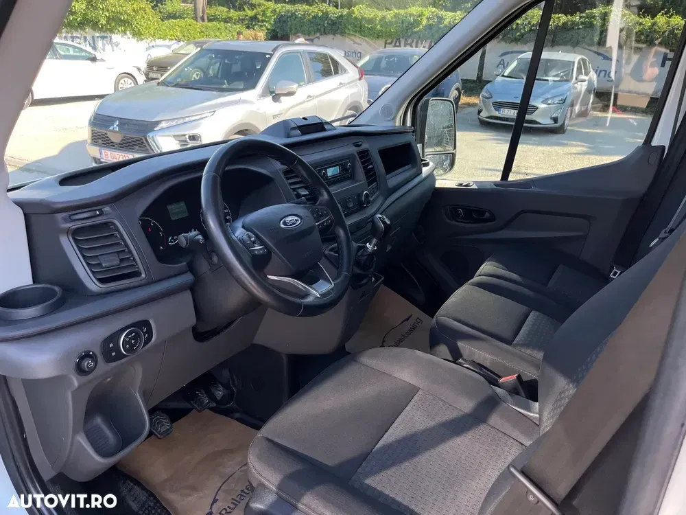 Ford Transit — imagine 5
