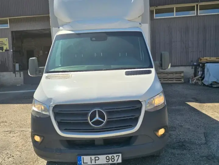 Mercedes-Benz Sprinter