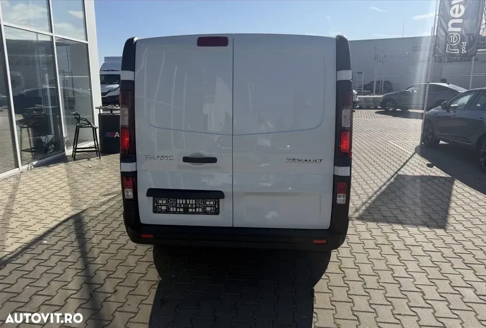 Renault RENAULT TRAFIC 2026 L2H1 dCi - DETARAT LA 2.49 T — imagine 5