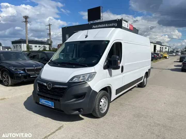 Opel Movano