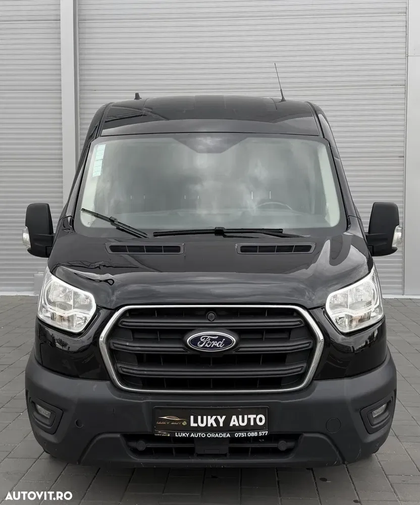 Ford Transit — imagine 3