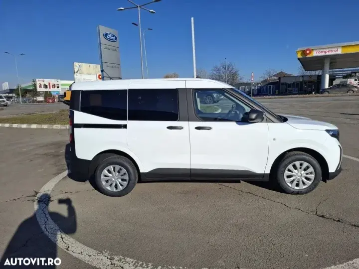 Ford Transit Courier